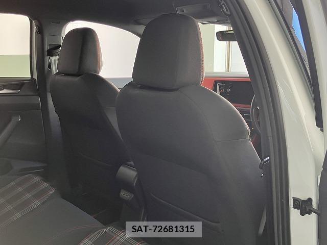 VolksWagen POLO 2020-11 8318110-25