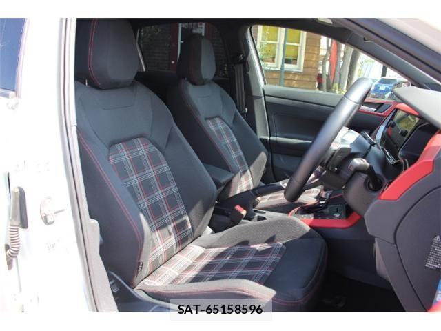 VolksWagen POLO 2021-01 8338515-12