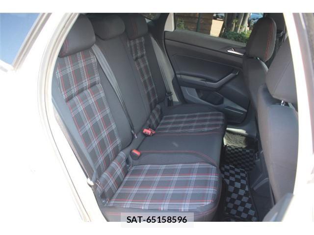 VolksWagen POLO 2021-01 8338515-13