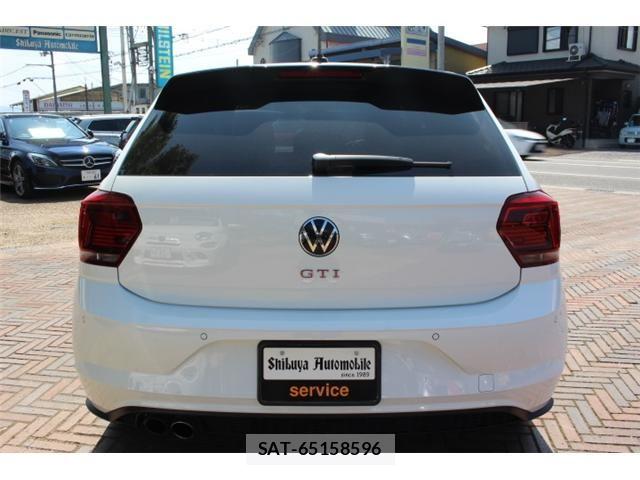 VolksWagen POLO 2021-01 8338515-4