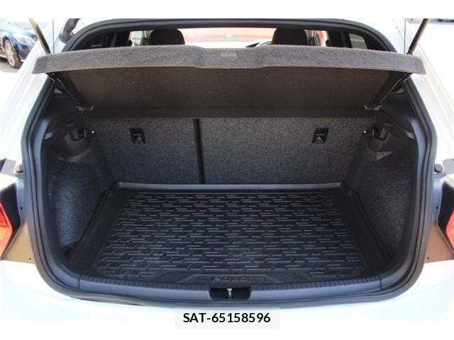 VolksWagen POLO 2021-01 8338515-5