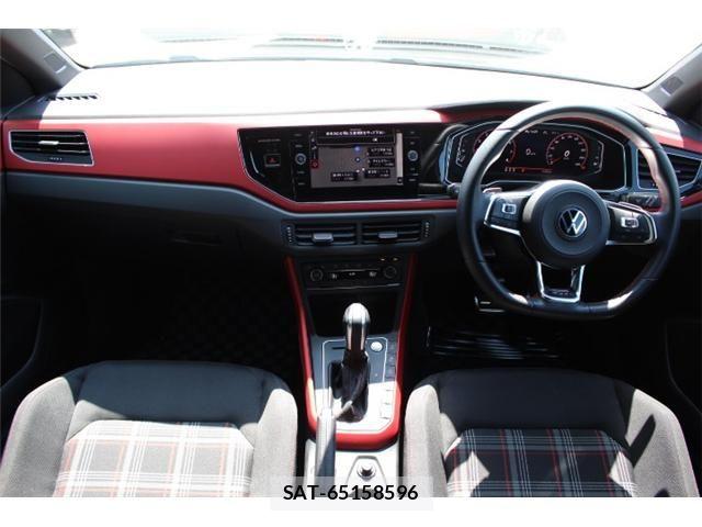 VolksWagen POLO 2021-01 8338515-6