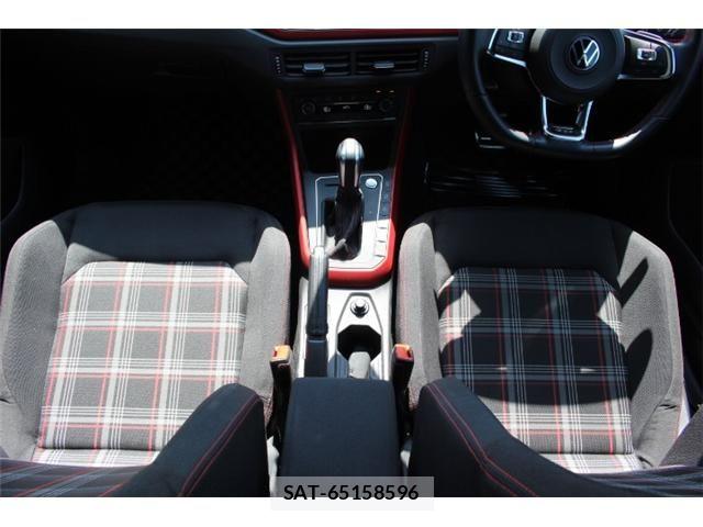 VolksWagen POLO 2021-01 8338515-8