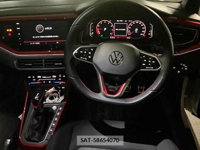 VolksWagen POLO 2022-12 8369756-13