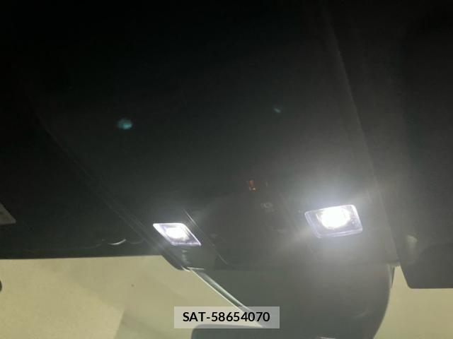 VolksWagen POLO 2022-12 8369756-19