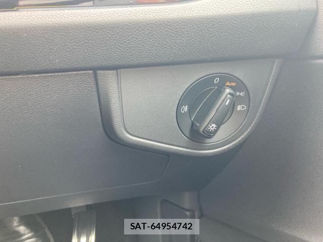VolksWagen POLO 2024-05 8372387-18