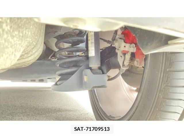VolksWagen POLO 2015-09 8832518-7