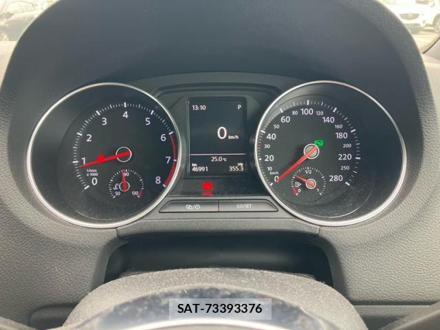 VolksWagen POLO 2015-12 8849890-18