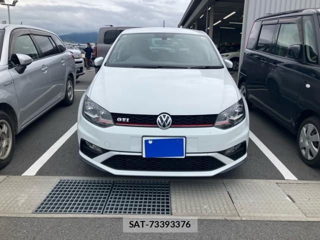 VolksWagen POLO 2015-12 8849890-1