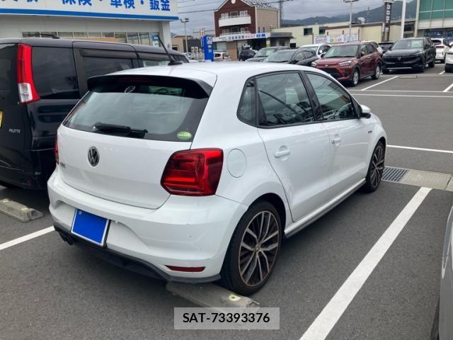 VolksWagen POLO 2015-12 8849890-4