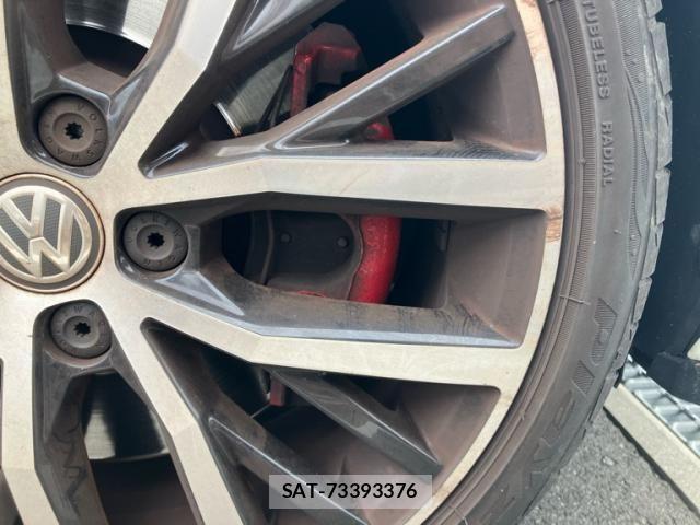 VolksWagen POLO 2015-12 8849890-7