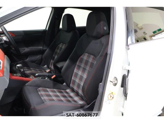 VolksWagen POLO 2021-12 8882992-11