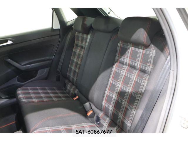 VolksWagen POLO 2021-12 8882992-12