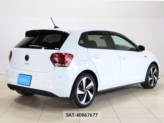 VolksWagen POLO 2021-12 8882992-3