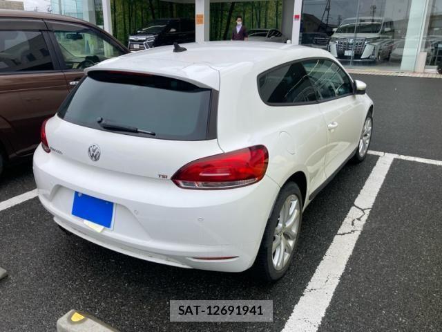 VolksWagen SCIROCCO 2010-09 7621350-3