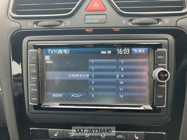 VolksWagen SCIROCCO 2012-11 8232420-17