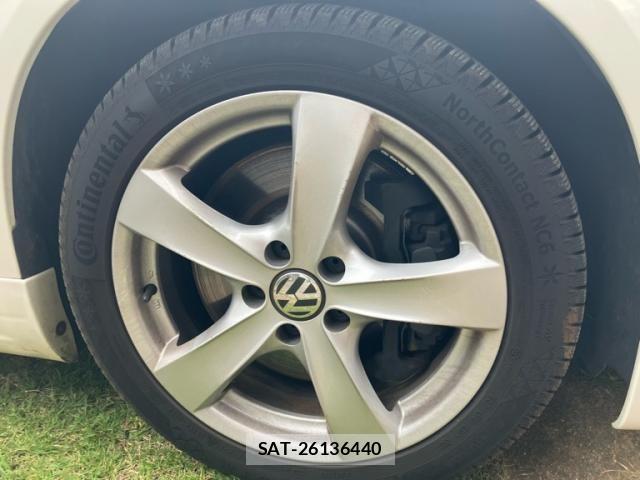 VolksWagen SCIROCCO 2012-11 8232420-2