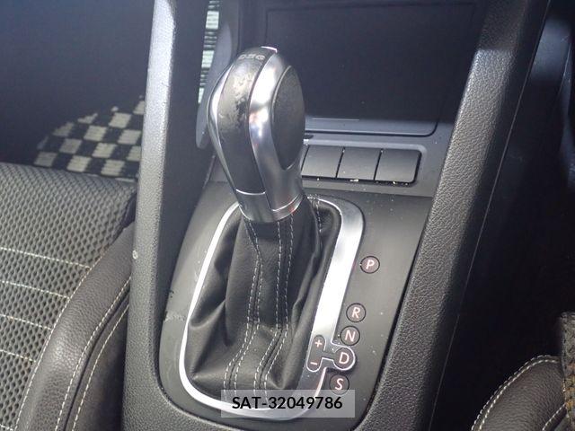 VolksWagen SCIROCCO 2011-09 8746883-14
