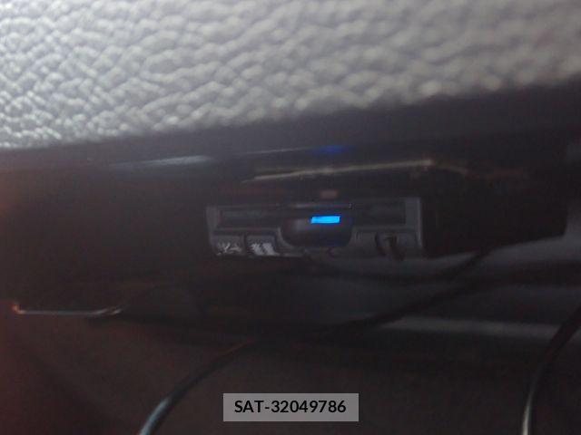 VolksWagen SCIROCCO 2011-09 8746883-18