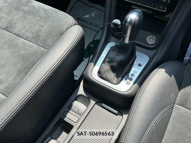 VolksWagen SHARAN 2022-02 5882853-11