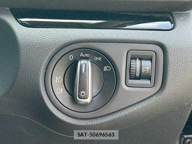 VolksWagen SHARAN 2022-02 5882853-13