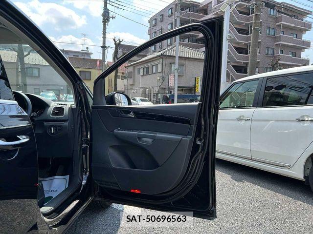 VolksWagen SHARAN 2022-02 5882853-18