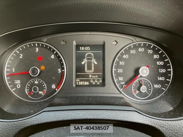 VolksWagen SHARAN 2013-07 7360487-15