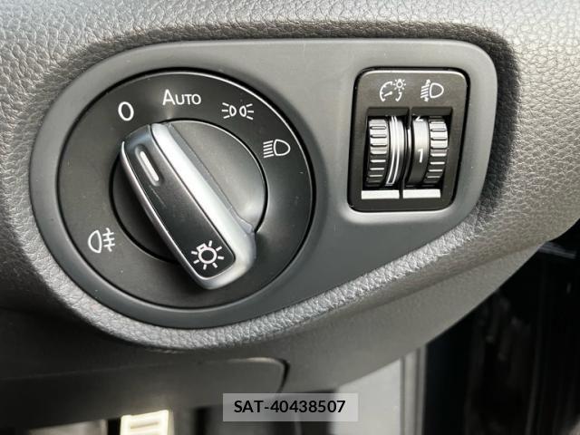 VolksWagen SHARAN 2013-07 7360487-16