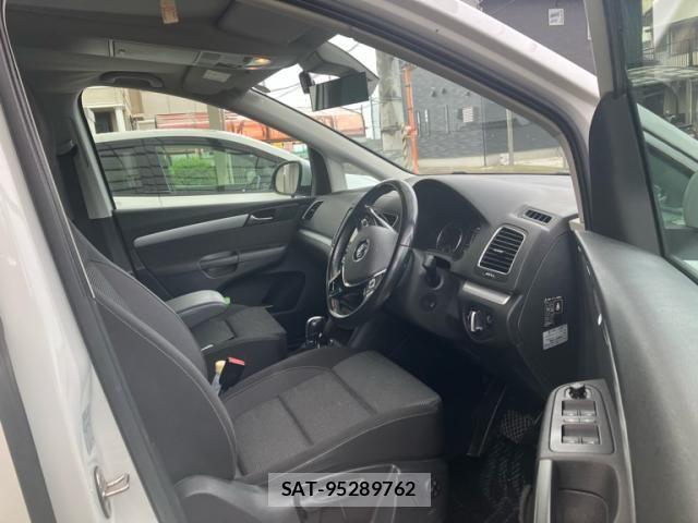 VolksWagen SHARAN 2015-12 7360490-19