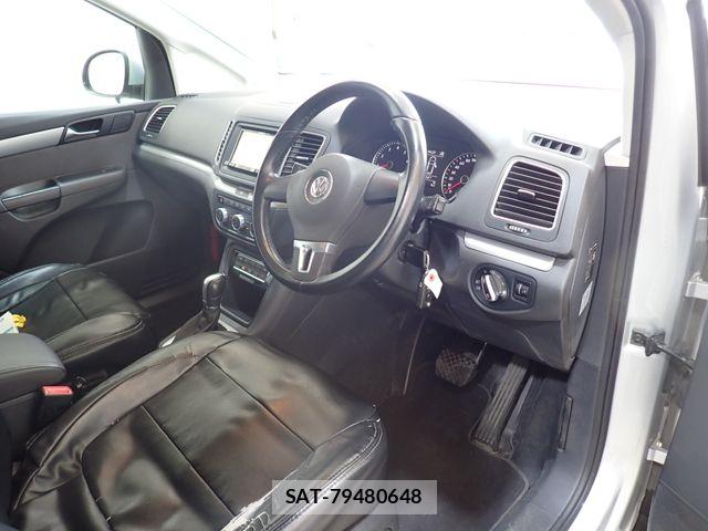 VolksWagen SHARAN 2015-08 7394862-1