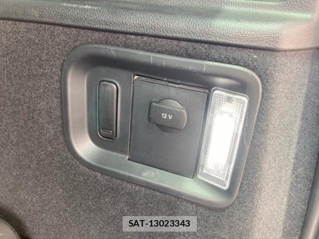 VolksWagen SHARAN 2012-03 7458845-17