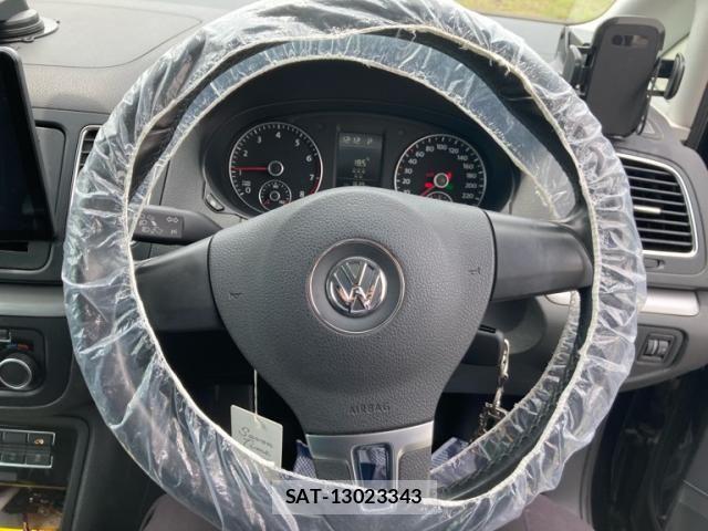 VolksWagen SHARAN 2012-03 7458845-18