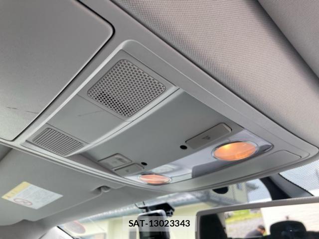 VolksWagen SHARAN 2012-03 7458845-25