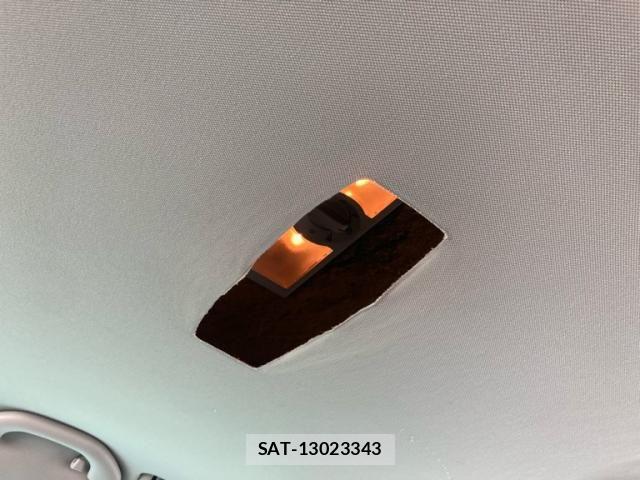 VolksWagen SHARAN 2012-03 7458845-27