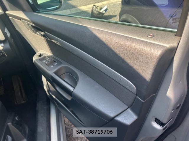 VolksWagen SHARAN 2013-06 7458844-13
