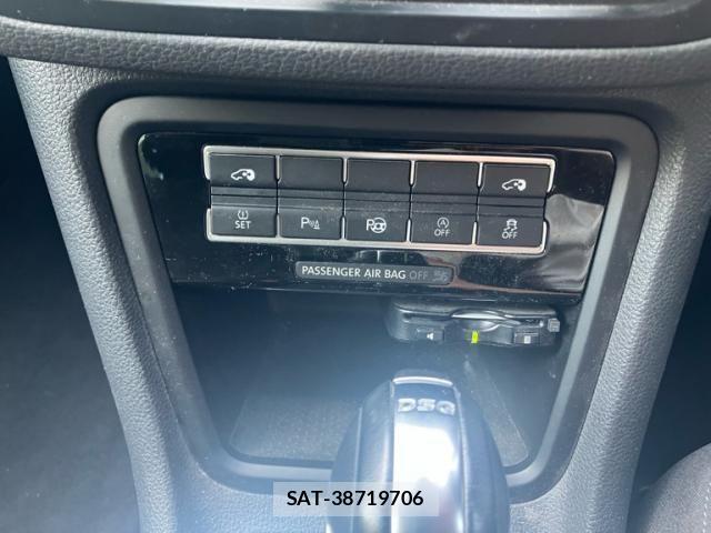 VolksWagen SHARAN 2013-06 7458844-20