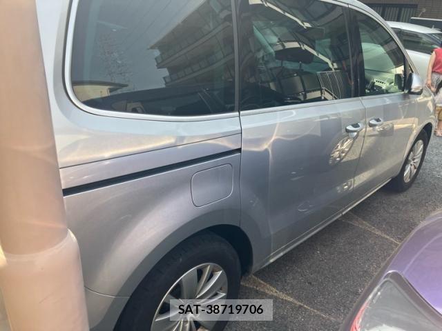 VolksWagen SHARAN 2013-06 7458844-4