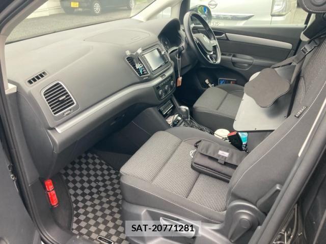 VolksWagen SHARAN 2017-08 7458842-9