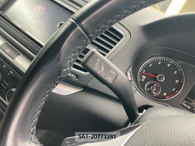 VolksWagen SHARAN 2017-08 7458842-12