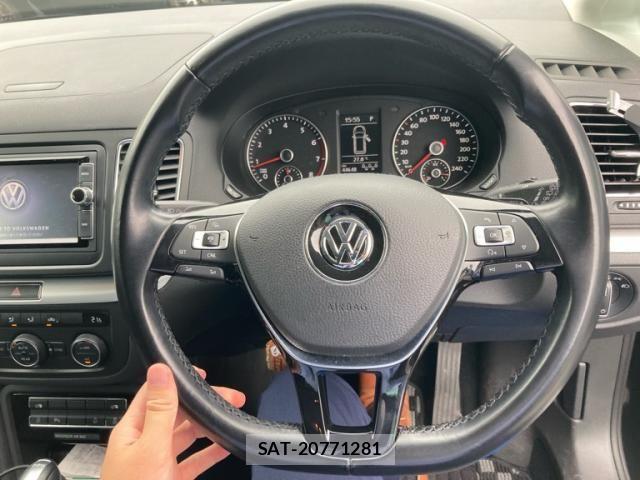 VolksWagen SHARAN 2017-08 7458842-13