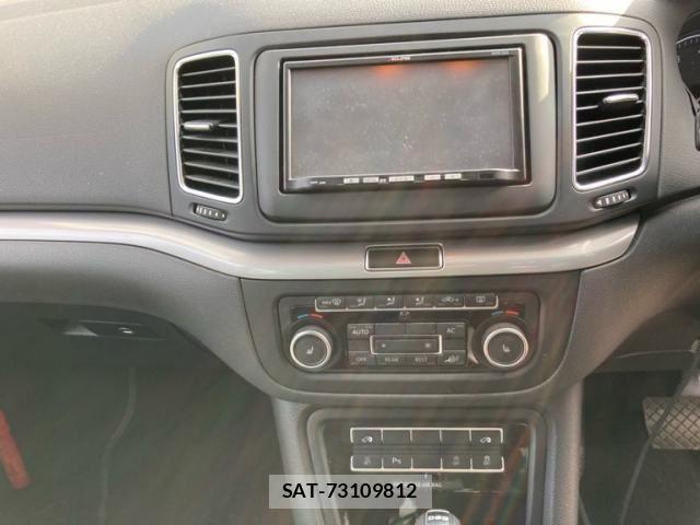 VolksWagen SHARAN 2012-03 7880516-19