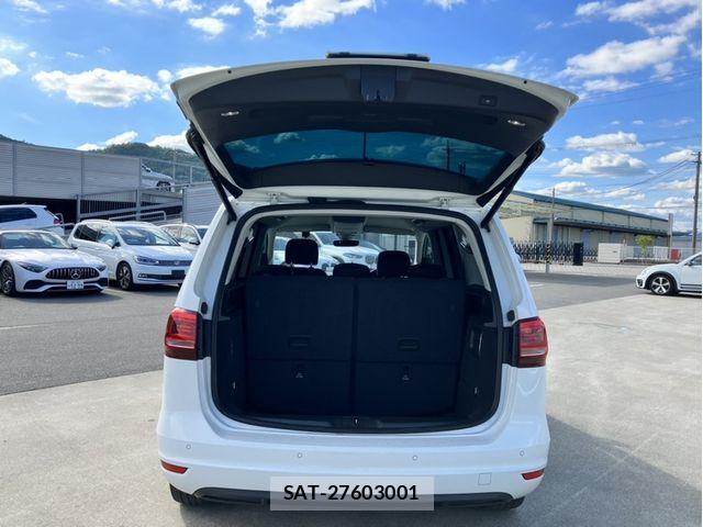 VolksWagen SHARAN 2021-08 7981580-15