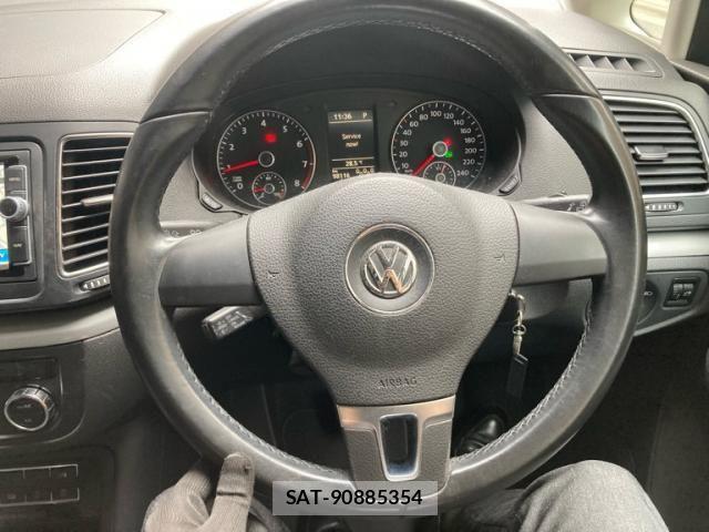 VolksWagen SHARAN 2012-11 8039209-17