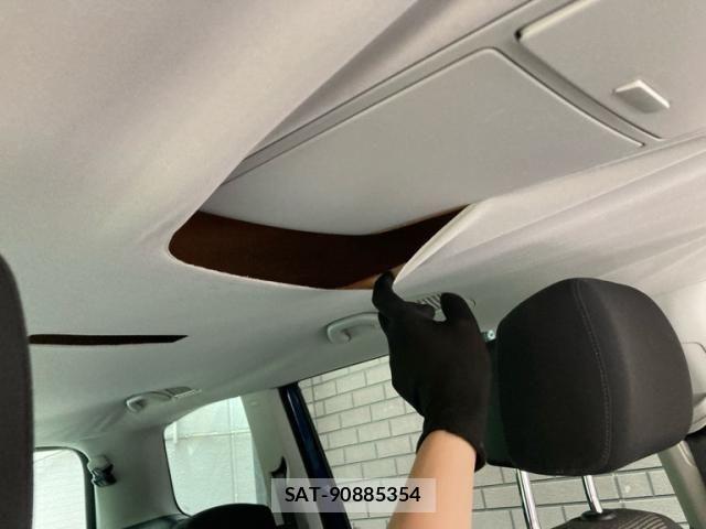 VolksWagen SHARAN 2012-11 8039209-25