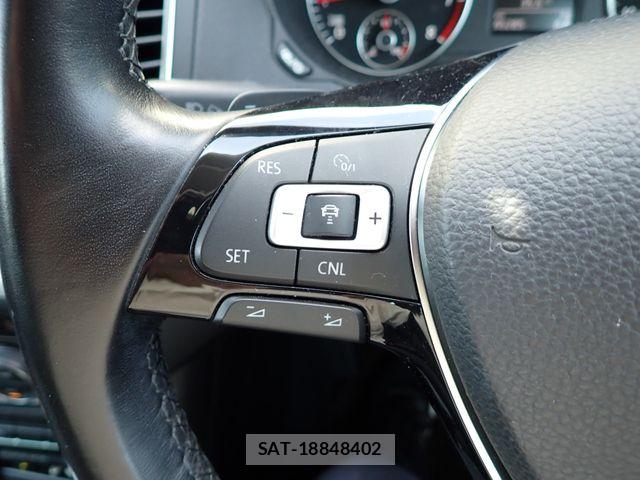 VolksWagen SHARAN 2018-05 8076151-16