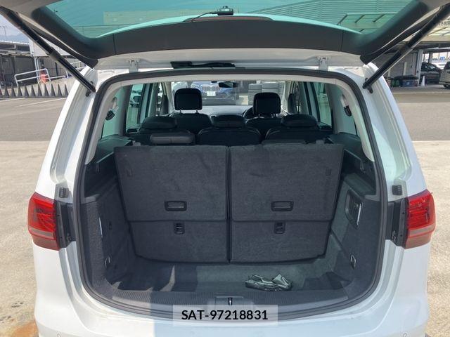 VolksWagen SHARAN 2019-12 8147010-13
