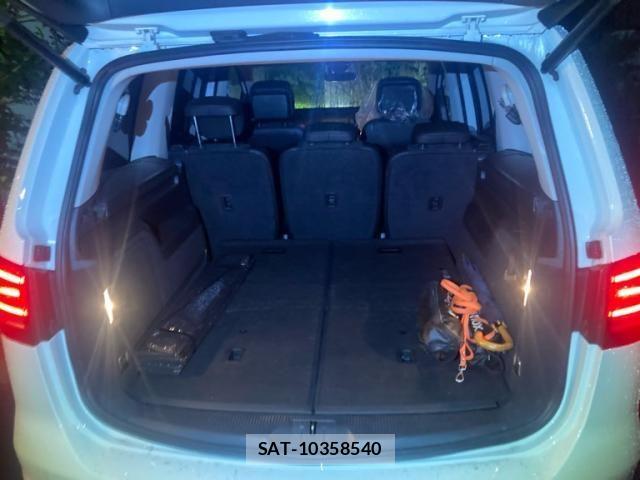 VolksWagen SHARAN 2017-03 8232421-9