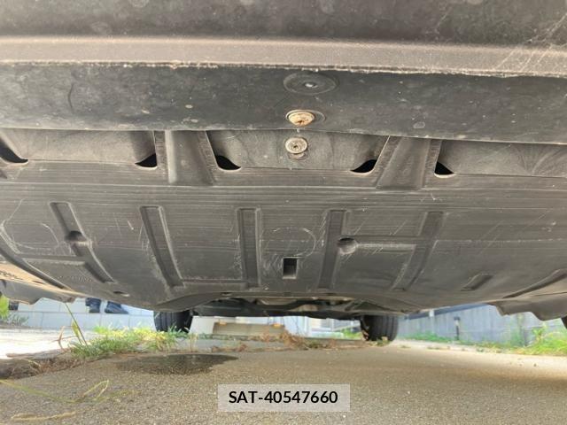 VolksWagen SHARAN 2013-08 8232424-9