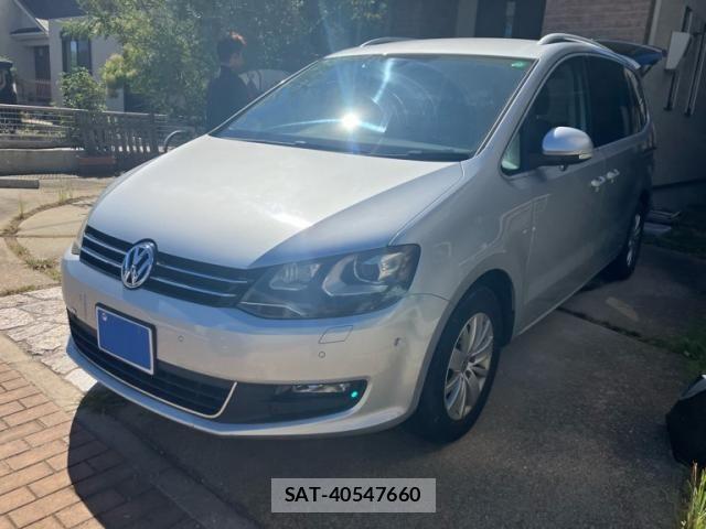 VolksWagen SHARAN 2013-08 8232424-2