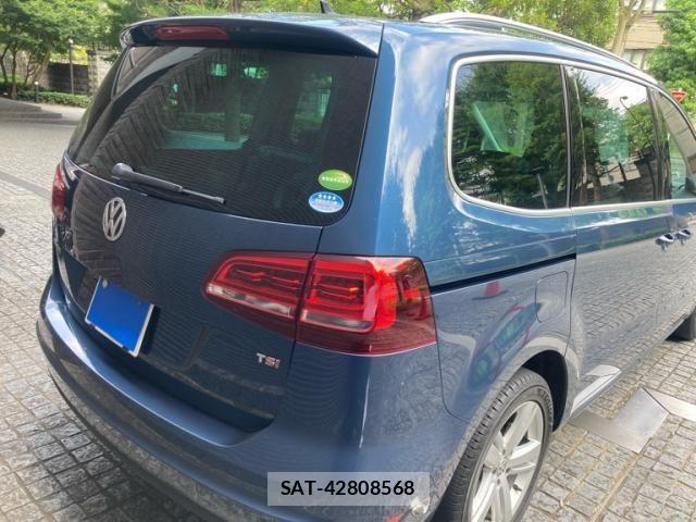 VolksWagen SHARAN 2015-12 8232423-2